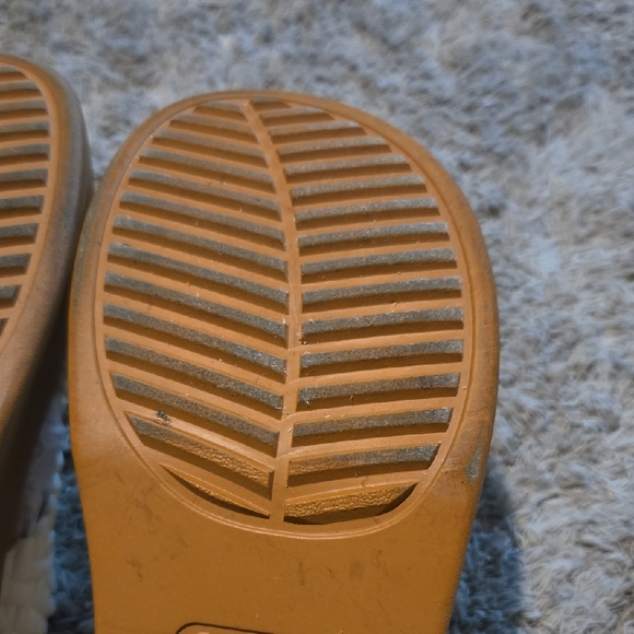 CROCS Women's White Braided Wedge Sandals - Picture 13 of 13